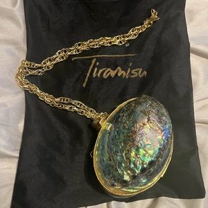 Tiramisu handbags (blue beach minaudiere